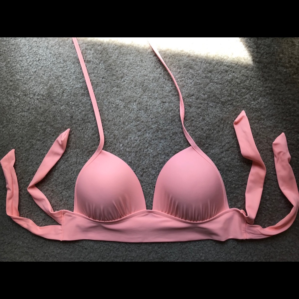 🎉🤩 Aerie Perky Triangle Bikini Top